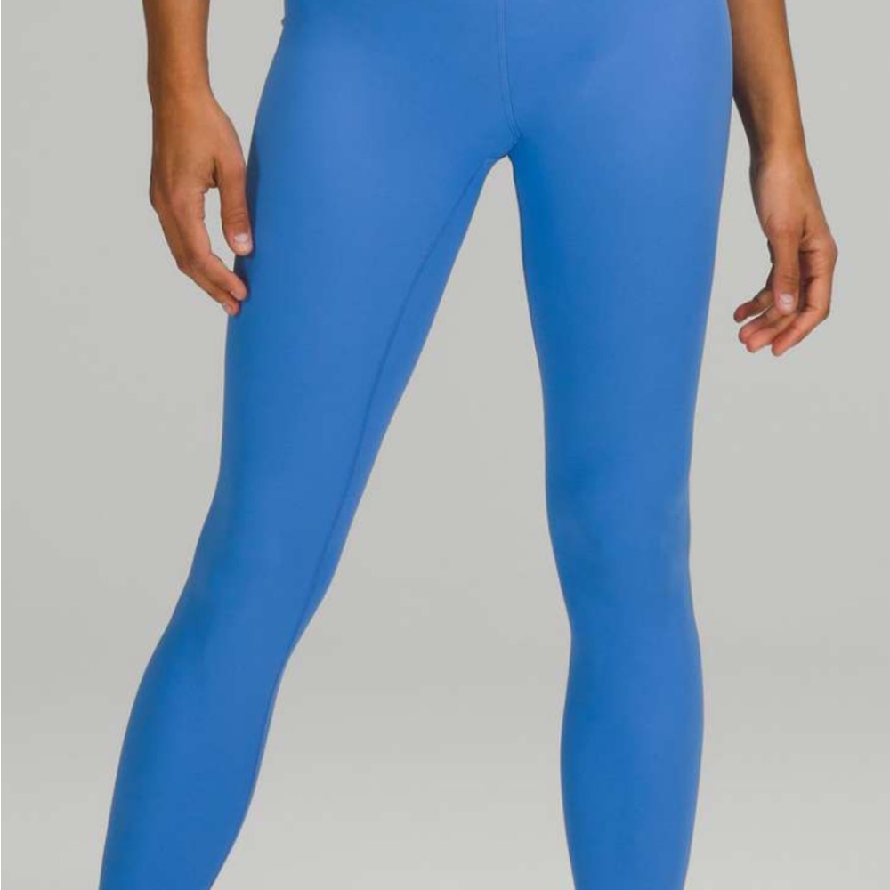 Lululemon New!! Blue Wunder Under HR
Tight 28" size 4